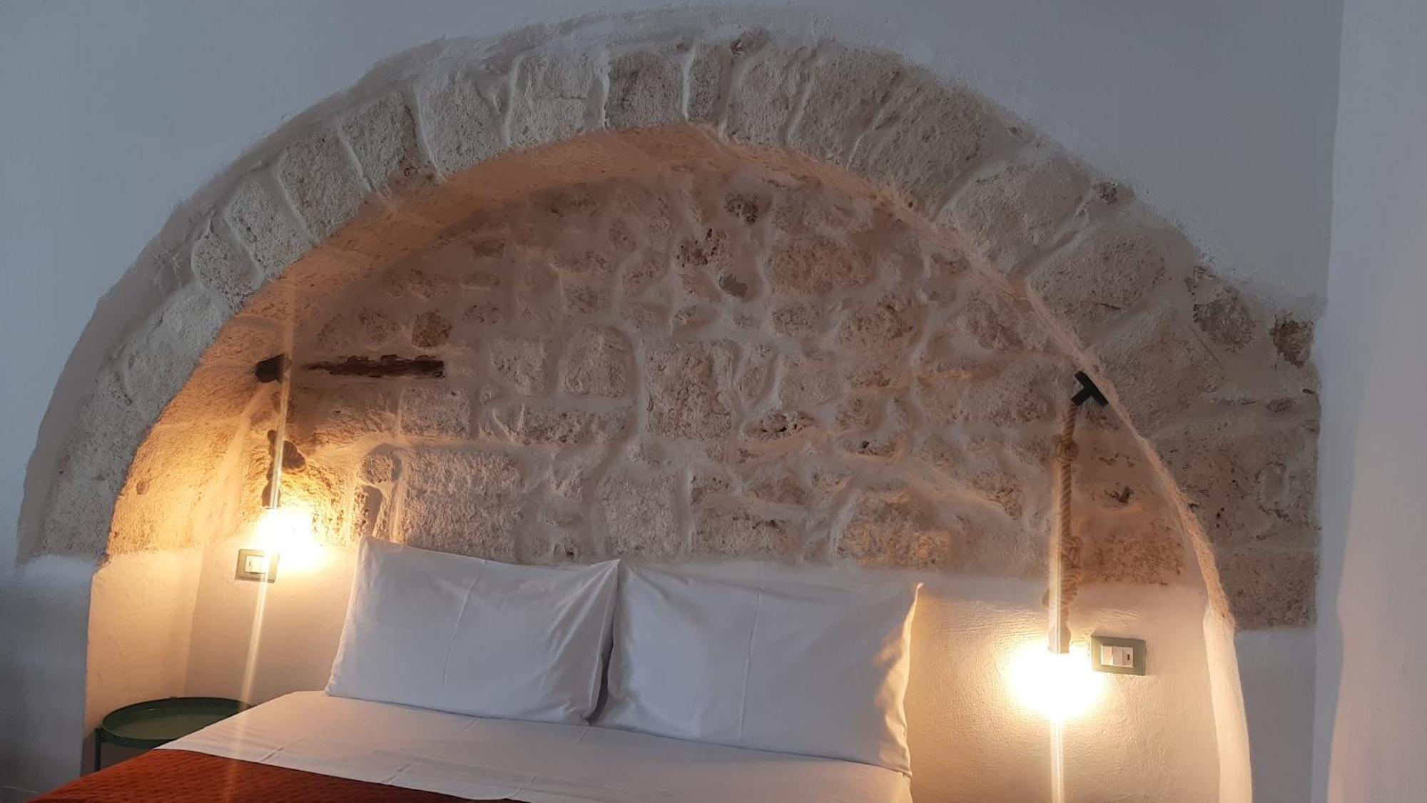 Dimora Lavinia Casa Vacanze Centro Storico Ostuni Exterior foto